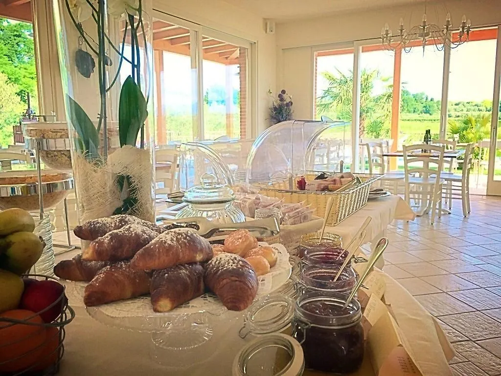 Locanda Corte Montioni Lazise Inn